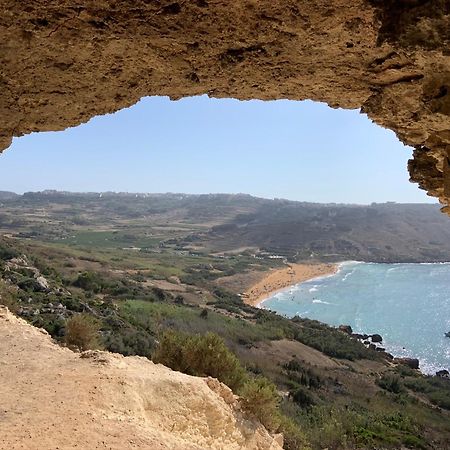 Sunrise Apt Near Beach Smarttv & Netflix Birżebbuġa Dış mekan fotoğraf