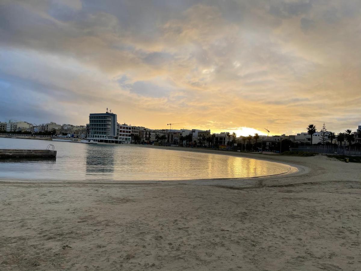 Sunrise Apt Near Beach Smarttv & Netflix Daire Birżebbuġa Dış mekan fotoğraf