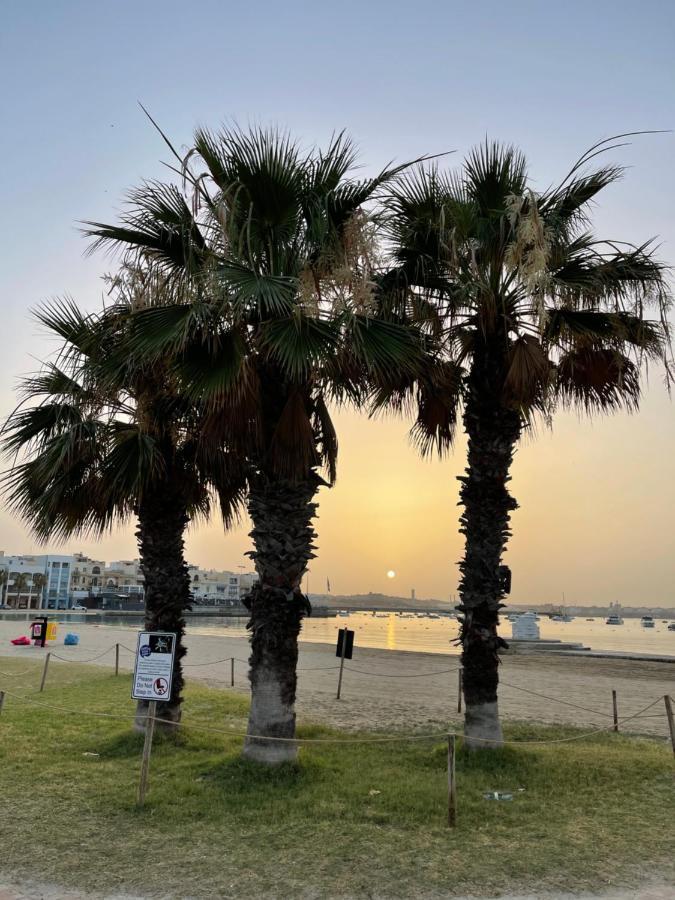 Sunrise Apt Near Beach Smarttv & Netflix Birżebbuġa Dış mekan fotoğraf